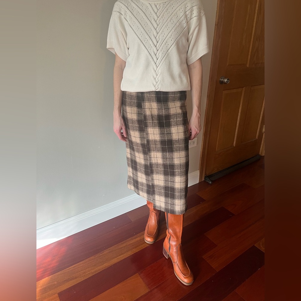 Wool checkers midi skirt